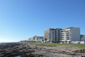 Apartment Mouille Point 27